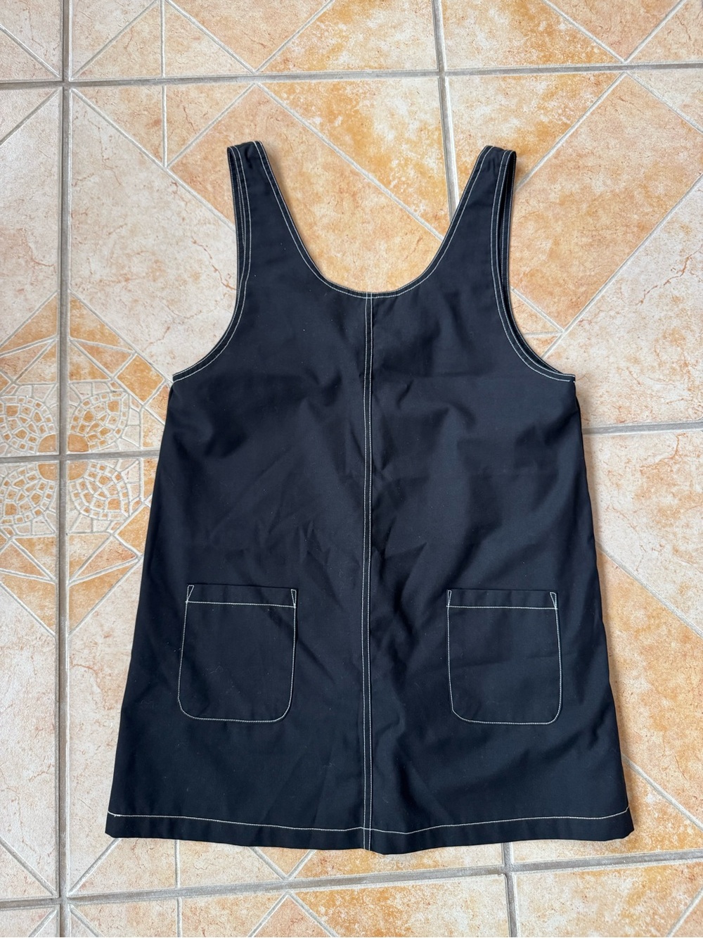 Women Black One-Piece Jumper Dress - Classic Pocket Pinafore